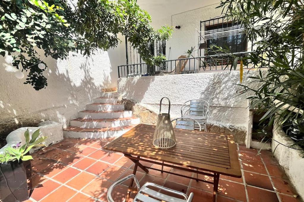 Reihenhaus Mit Garten In Moravit Moraira Apartment Теулада Екстериор снимка