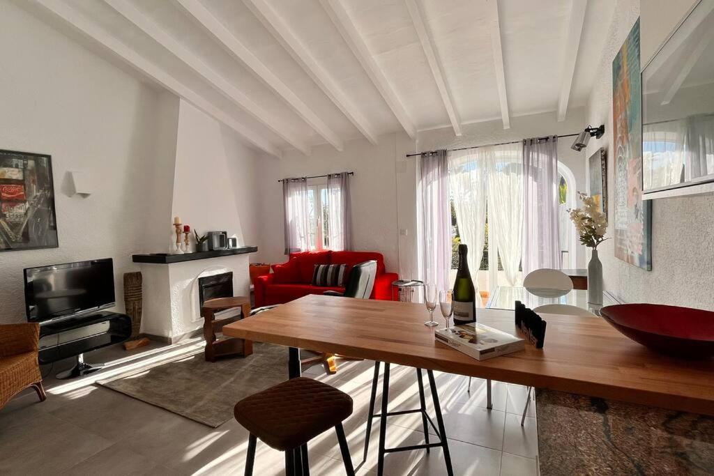 Reihenhaus Mit Garten In Moravit Moraira Apartment Теулада Екстериор снимка