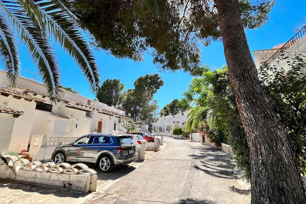 Reihenhaus Mit Garten In Moravit Moraira Apartment Теулада Екстериор снимка