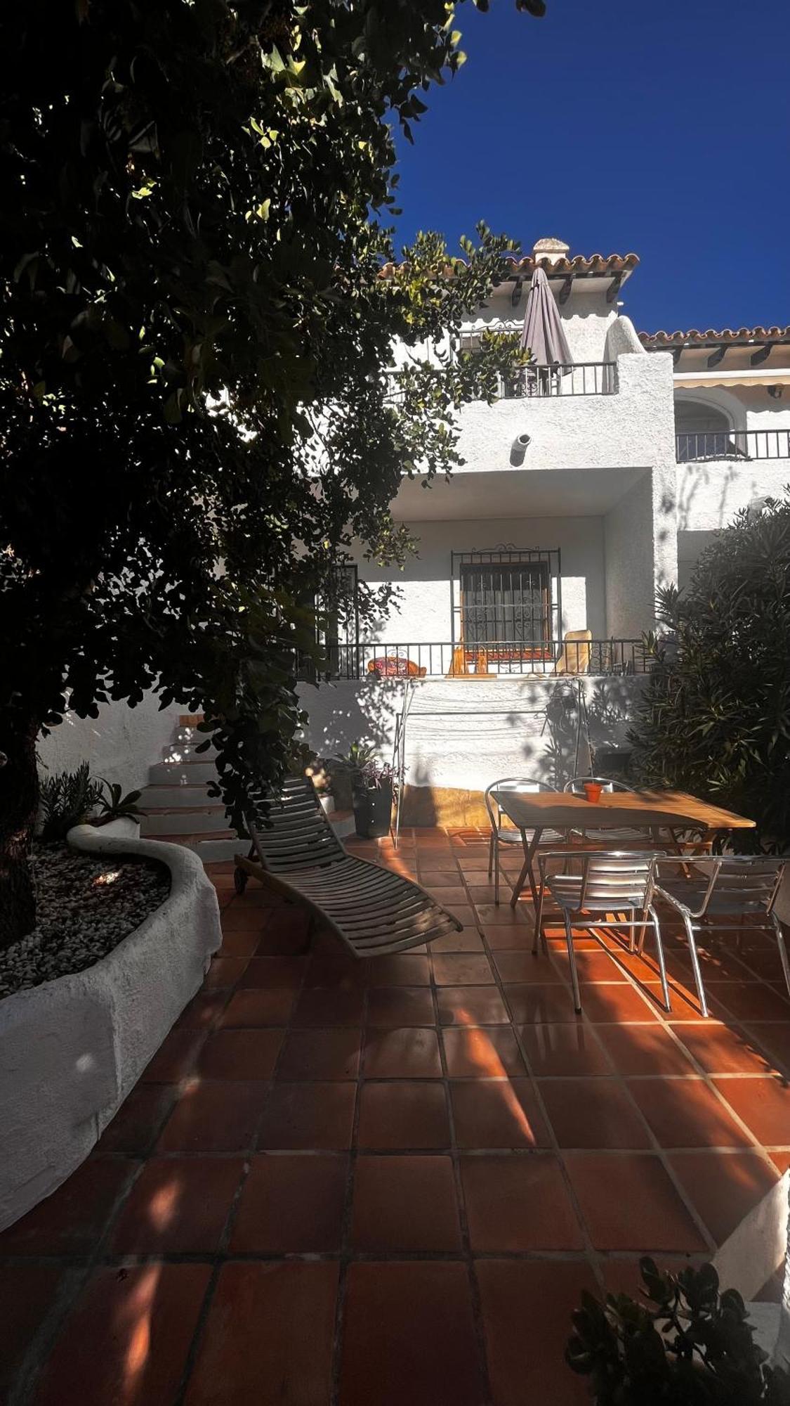 Reihenhaus Mit Garten In Moravit Moraira Apartment Теулада Екстериор снимка